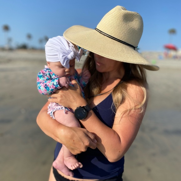 Meet your Posher, Megan - Picture 4 of 6